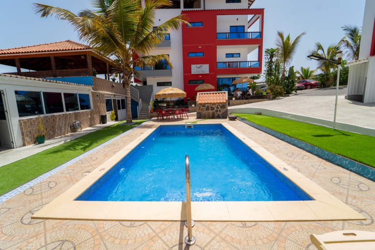 Hotel_Cantinho_Piscina